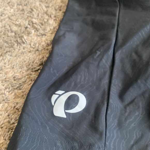 Pearl Izumi Escape Quest Cycling Bike Shorts Sz.S Form Fit Black Padded - Picture 2 of 9